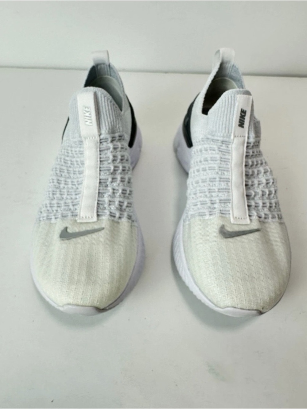 Women's Nike React Phantom Run Flyknit 2 Running Shoes White CJ0280-100 Sz 6.5